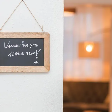 Seebuehnenblick Seeham