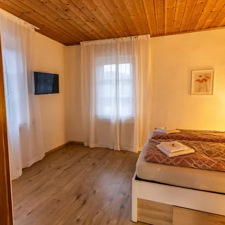 Seebühnenblick Seeham