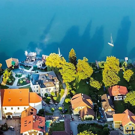 Apartment Seebuehnenblick Seeham